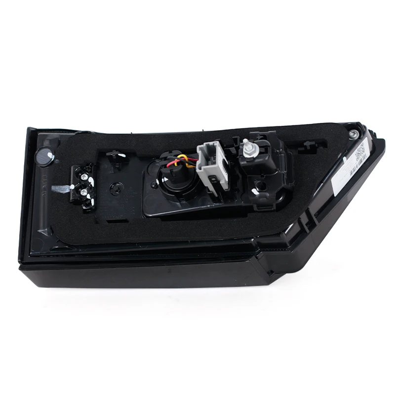 Piloto trasero LED de paragolpes – Geely Lynk & Co 01 - imagen 4