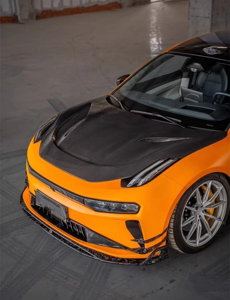 Vista del capó modificado para ZEEKR 001