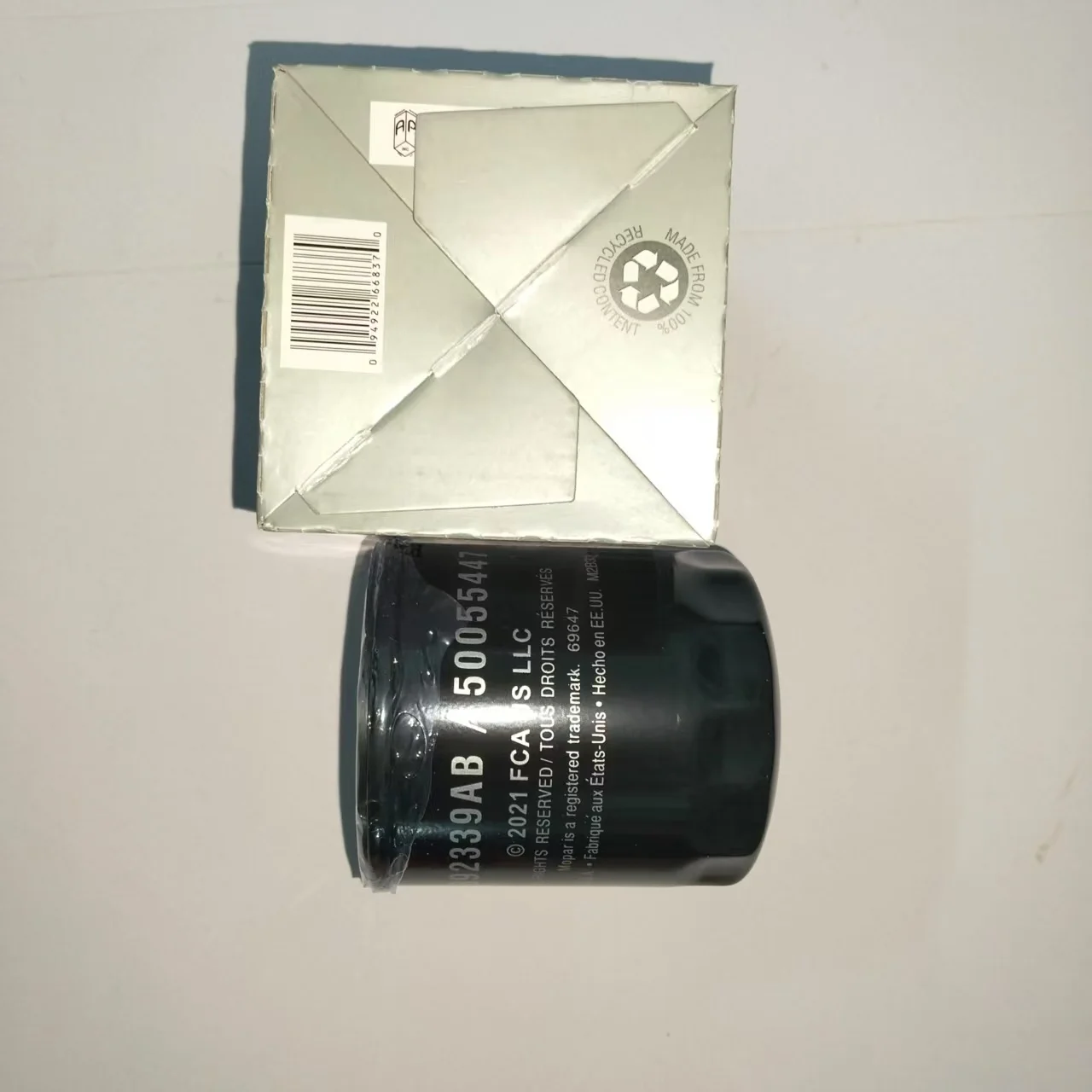 04892339AA Filtro de aceite para Dodge Journey 2.4 gasolina - imagen 3