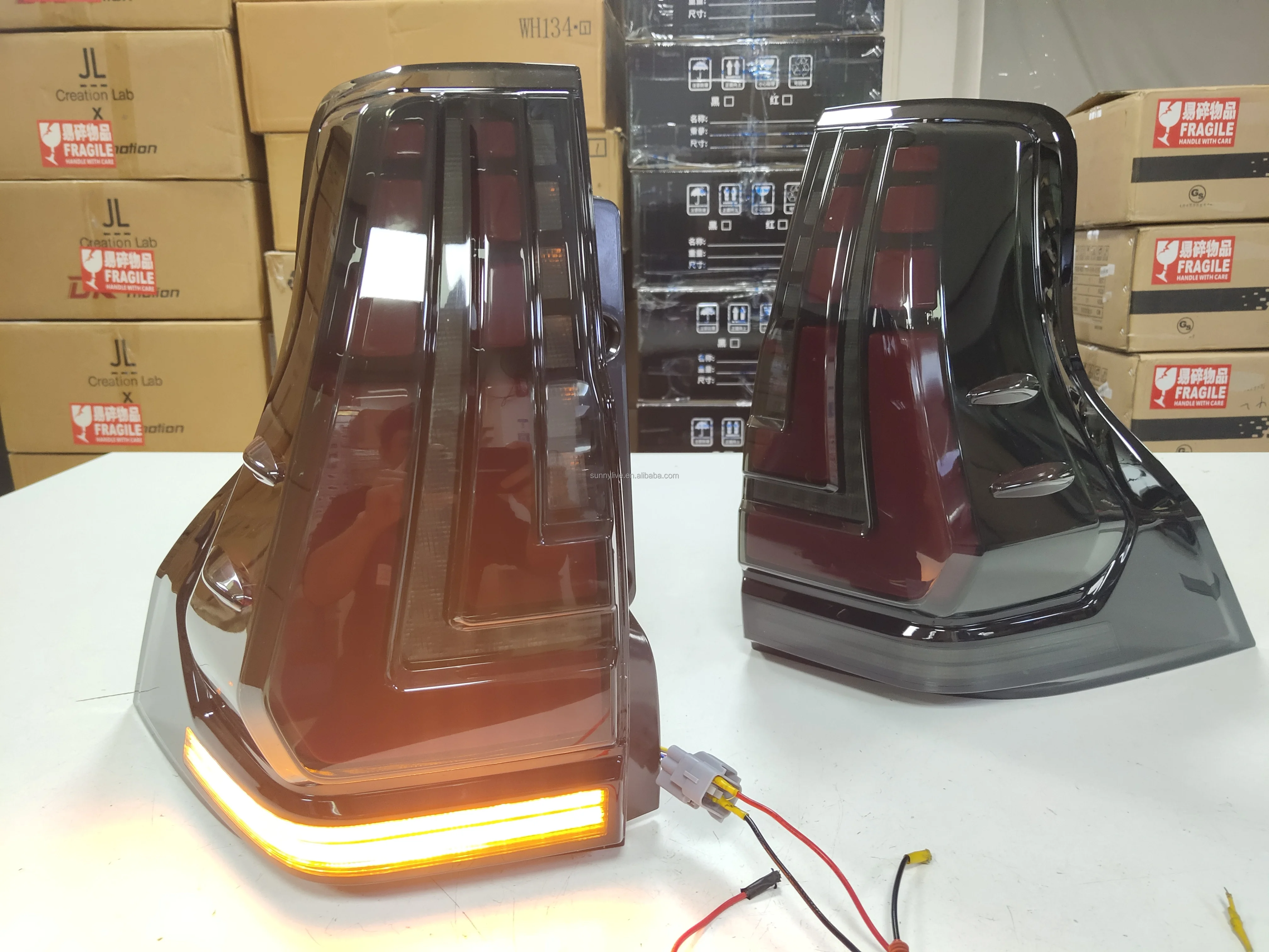 Conexiones estándar de la luz trasera LED