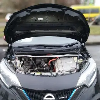 Amortiguador gas capó Nissan Note e-Power HE12 2012-2022