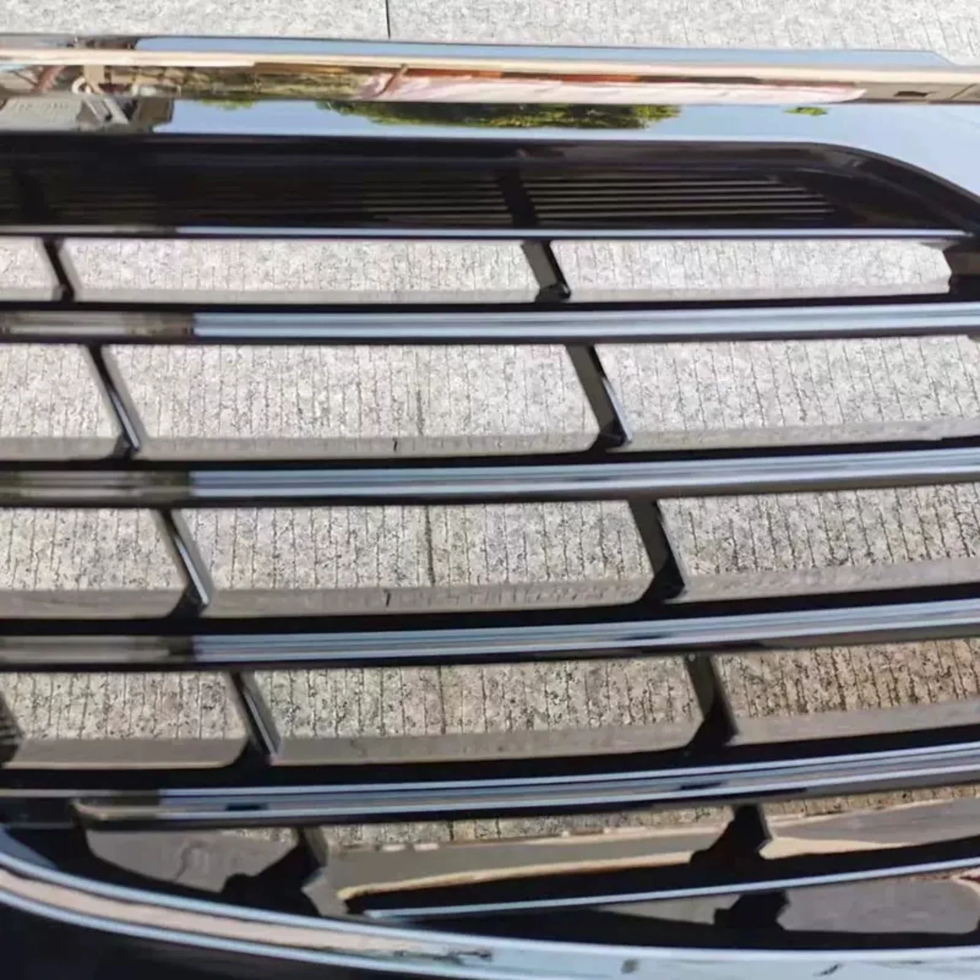 Parrilla parachoques delantera – Kia Sportage R 2011-2014 - imagen 3