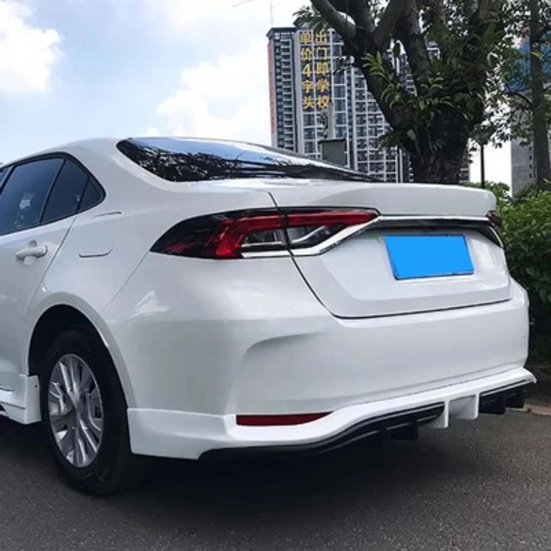 Falda lateral de labio trasero de pala delantera sin pintar para Toyota Corolla 2019-2023 Kit de conversión de alerón accesorios de coche - imagen 3