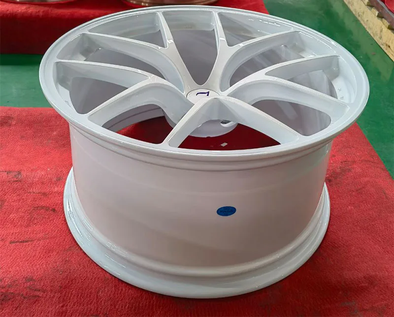 Acabado blanco completo