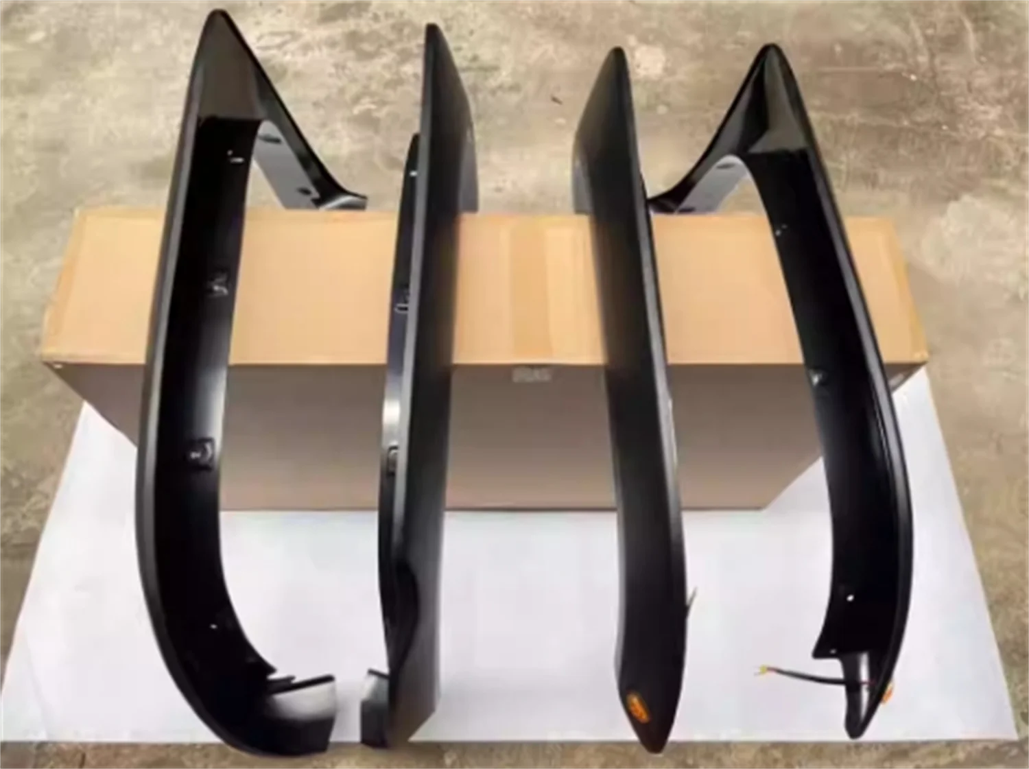 Protectores de pasos de rueda para Toyota Tundra 2014-2020 - imagen 2