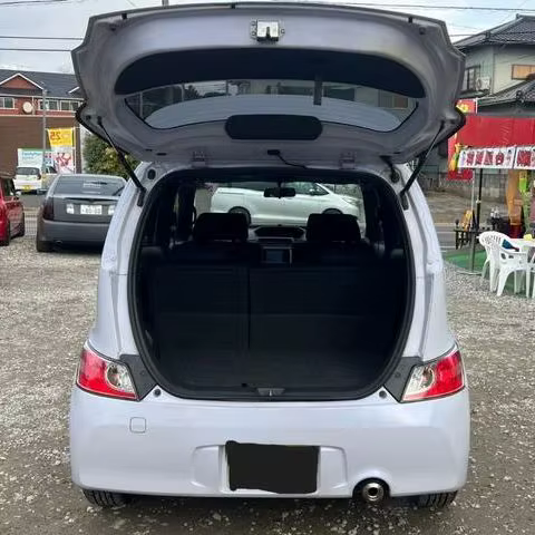 Soportes elevación puerta trasera con resorte – Toyota bB QNC20 2005-2016