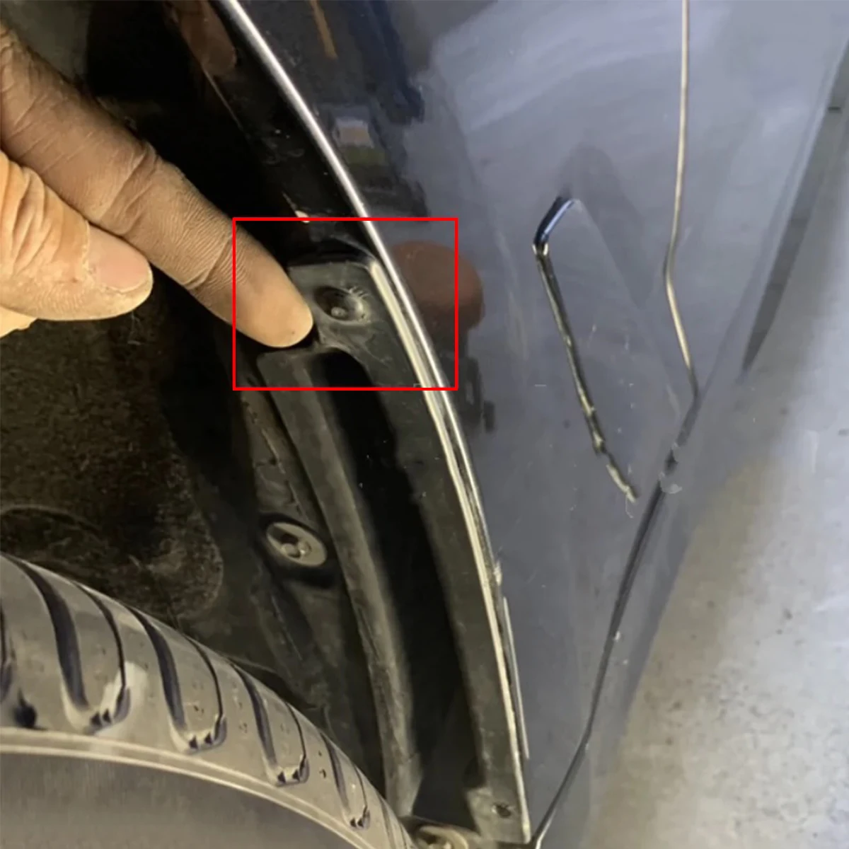 Clips de paso de rueda BMW E90 E91 E92 E93 E46 E39 - imagen 3