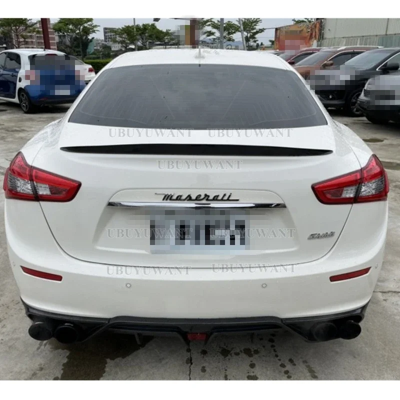 Alerón trasero fibra carbono Maserati Ghibli M157 estilo Wald - imagen 4