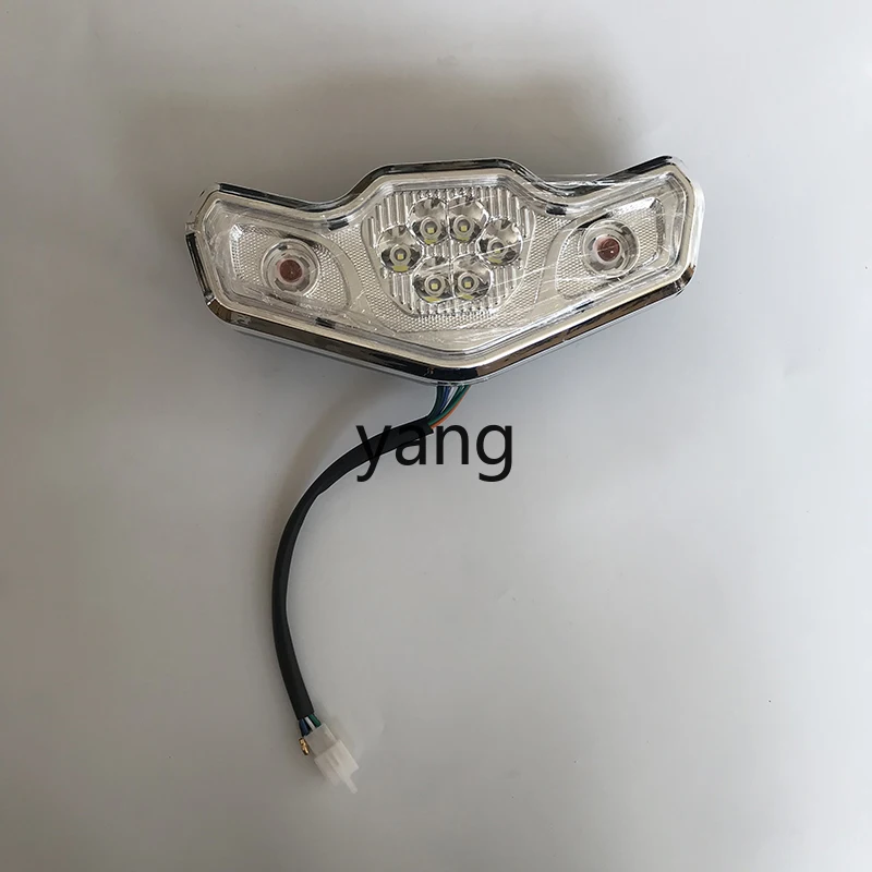 Piloto trasero LED ciclomotor 50cc – Luz freno y posición - imagen 5