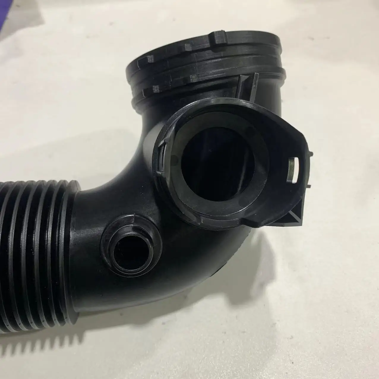 Manguito admisión turbo BMW 13717605638 E84 E89 F10 F20 F30 - imagen 4