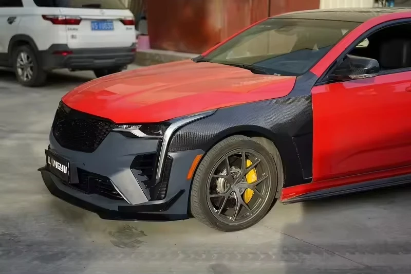Guardabarros fibra de carbono Langyu para Cadillac CT4 2019 frontal - imagen 5