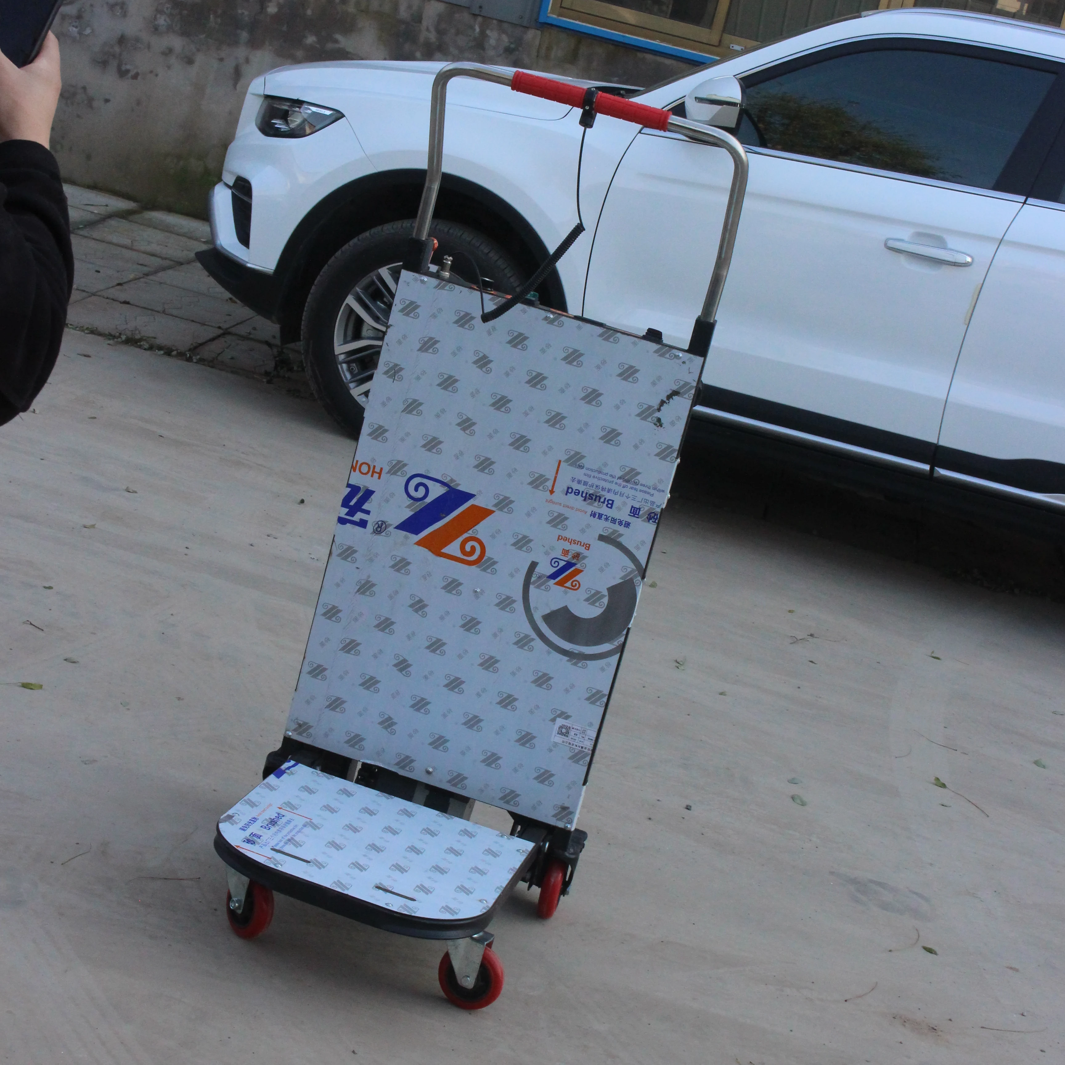 Carretilla eléctrica sube escaleras para carga hasta 160 kg - imagen 4