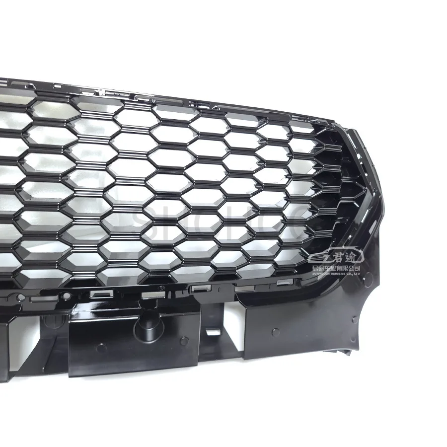 Parrilla delantera Ford Kuga 2017-2018 de competición - imagen 4