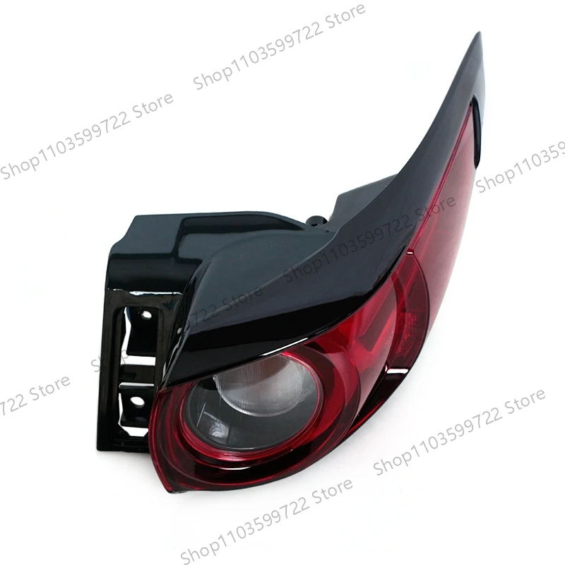 Aplicación del piloto trasero LED en Mazda CX-5