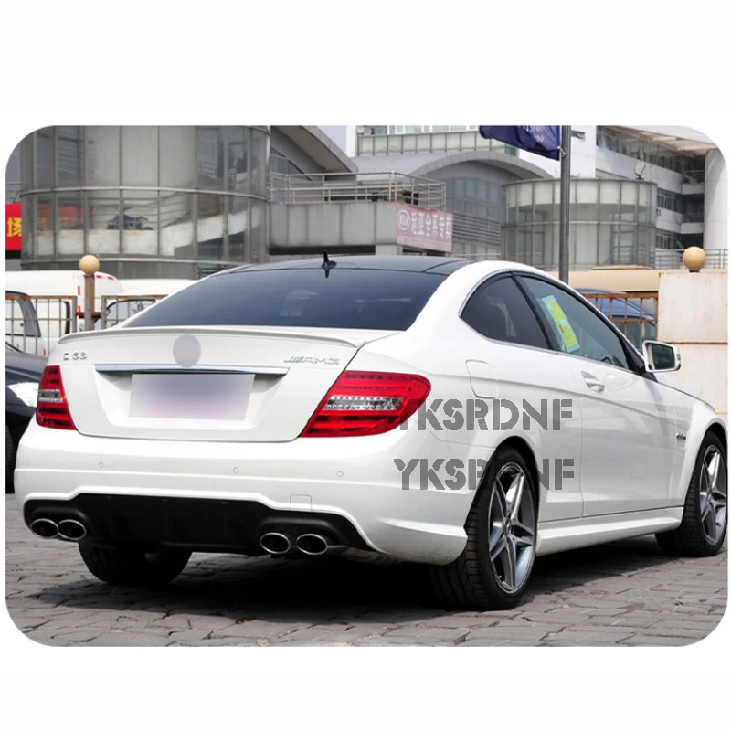 Difusor trasero estilo AMG C63 para Mercedes-Benz W204 2012-2014 - imagen 2