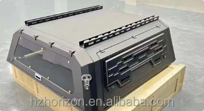 Detalle del cierre y bisagra
