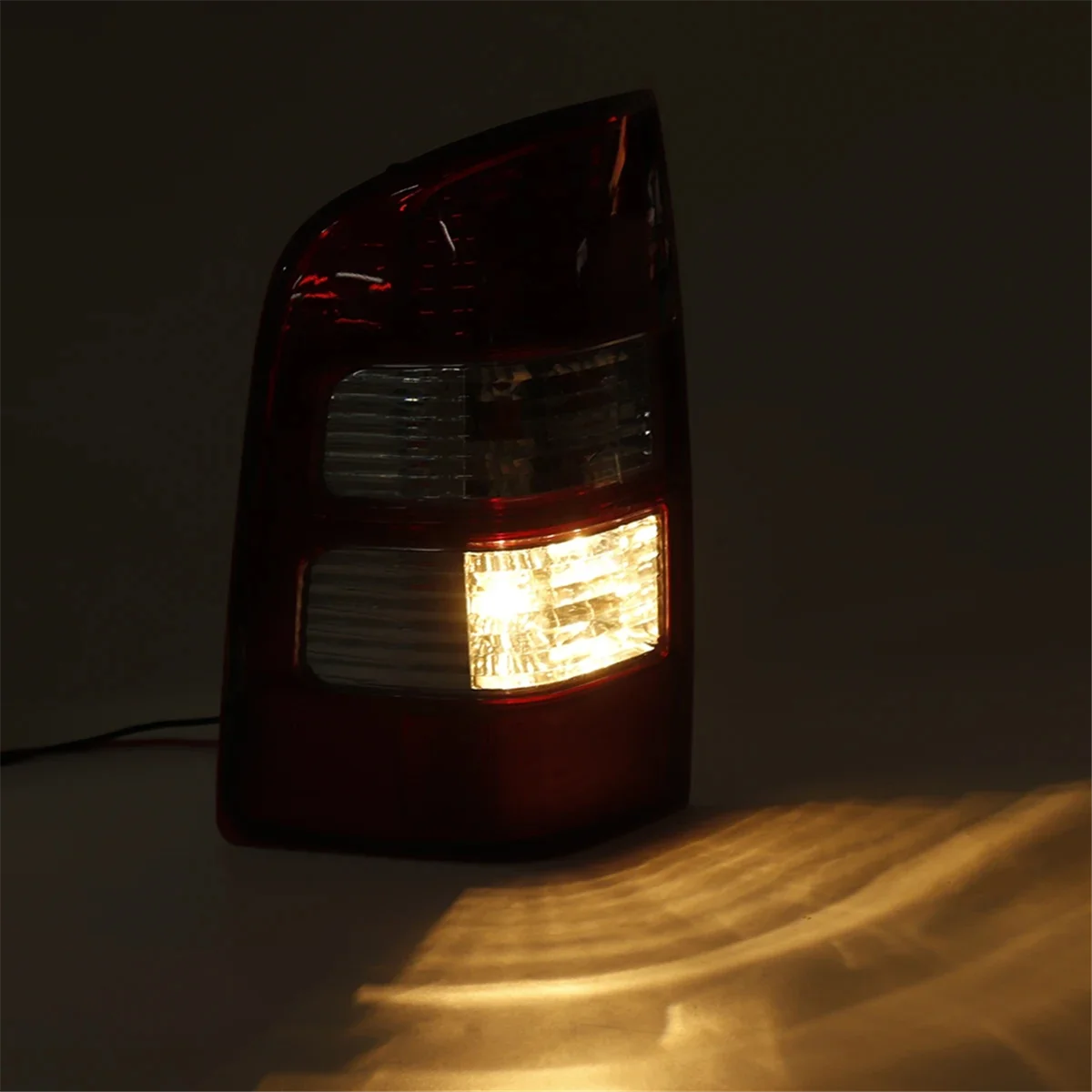 Piloto de freno trasero Ford Ranger Thunder luz 2006-2011 - imagen 4