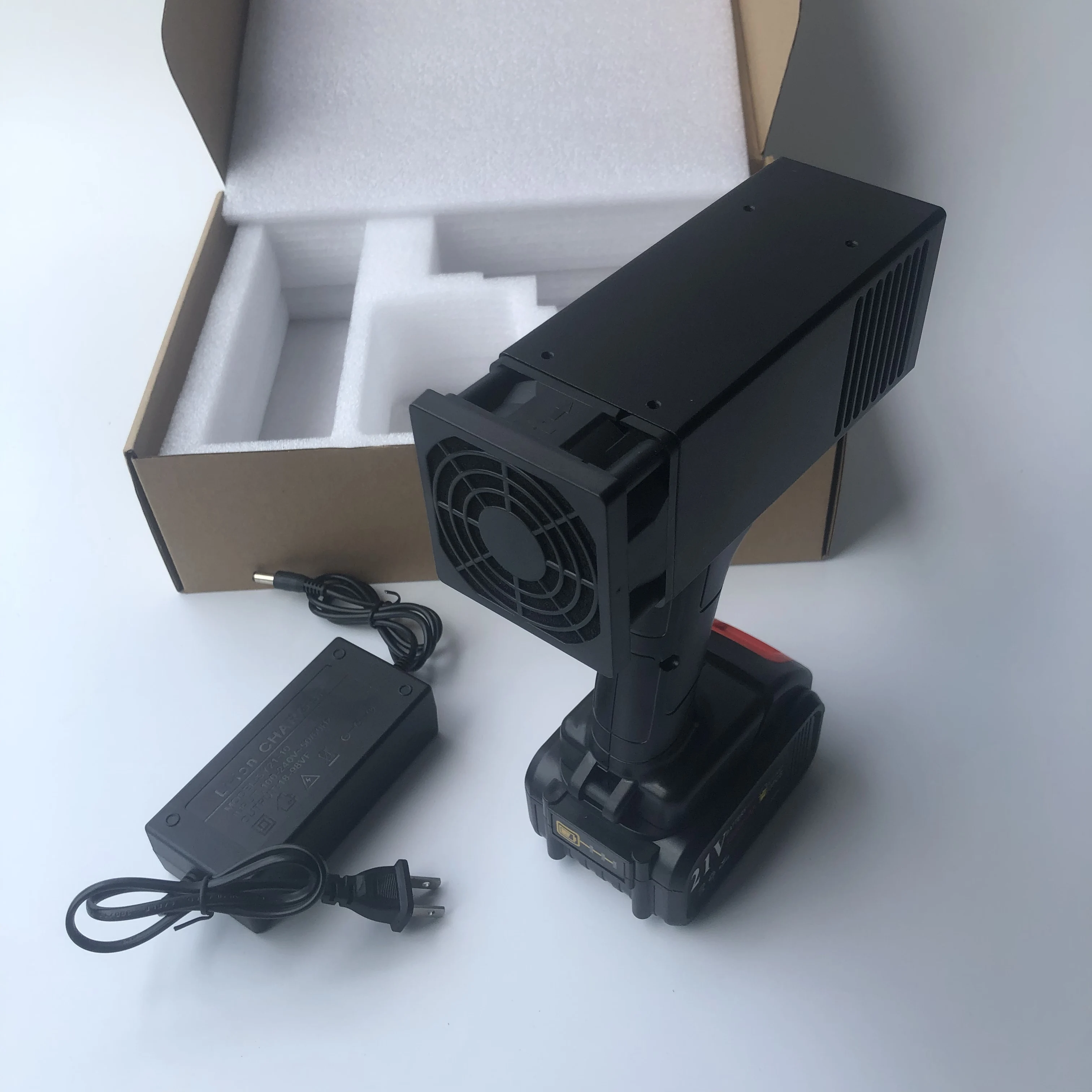 Lámpara UV LED recargable para detectar fallos de pintura de coche - imagen 5