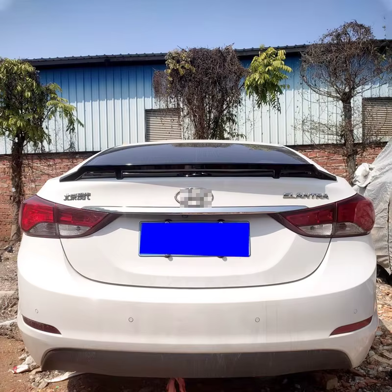 Alerón trasero estilo R para Hyundai Elantra 2012-2015 – Kit ABS - imagen 4