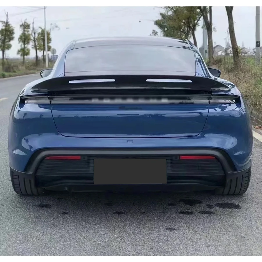 Alerón maletero fibra de carbono Porsche Taycan 2019 - imagen 4