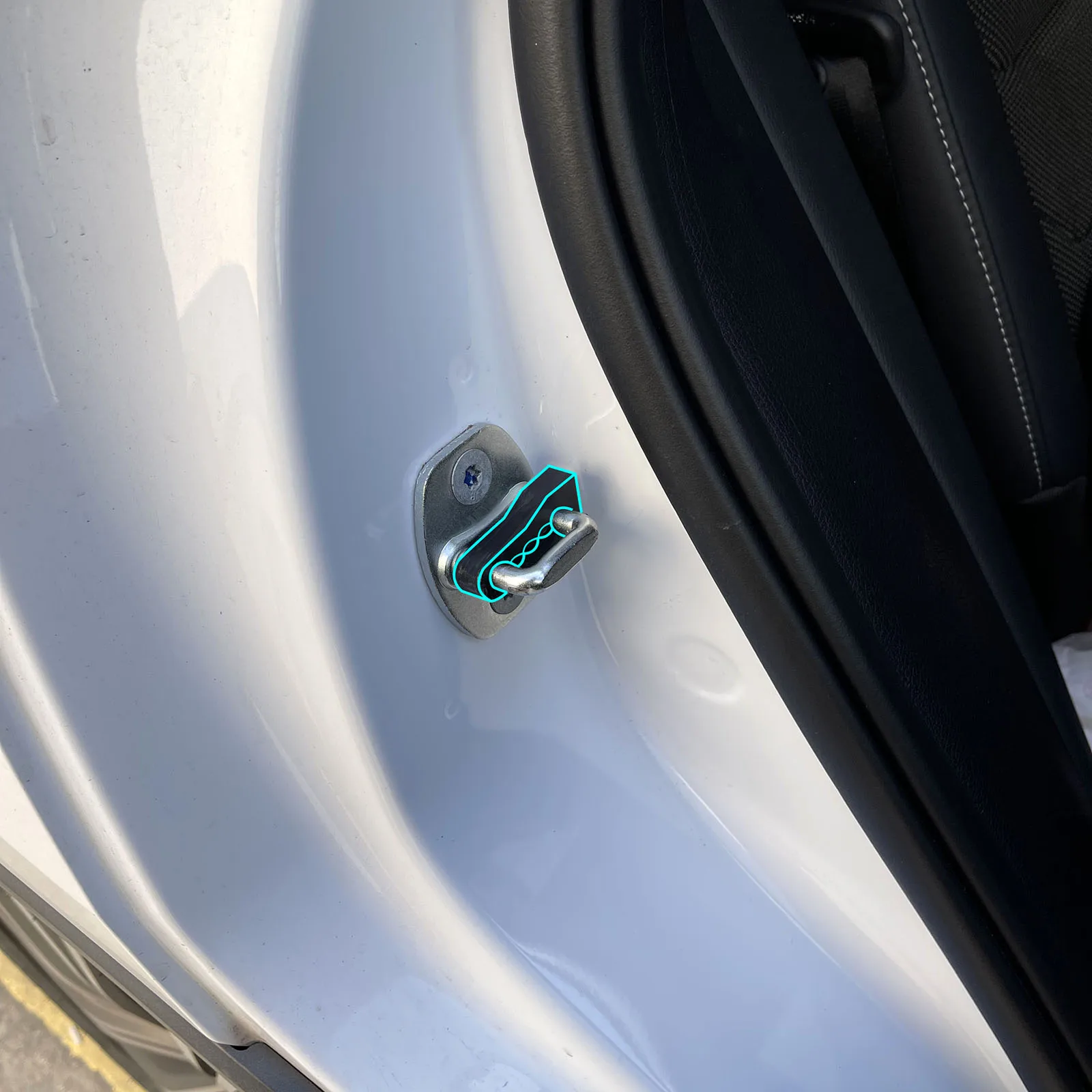 Cerradura de puerta Hyundai Verna, i20, i30 con insonorización - imagen 5