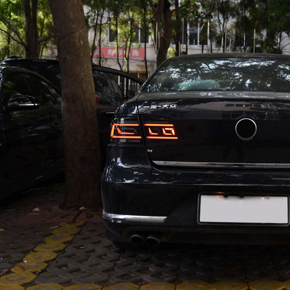 Luces traseras LED con intermitente dinámico para VW Magotan B7