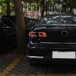 Luces traseras LED con intermitente dinámico para VW Magotan B7