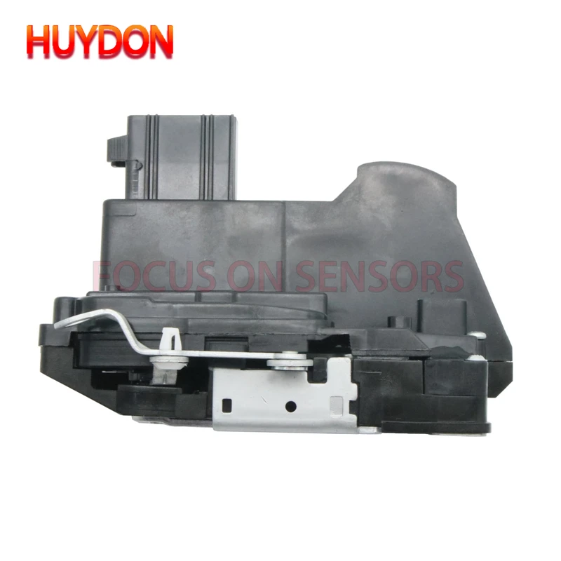 6L8Z7826413A Actuador de cerradura puerta trasera Ford Escape 2005-2007