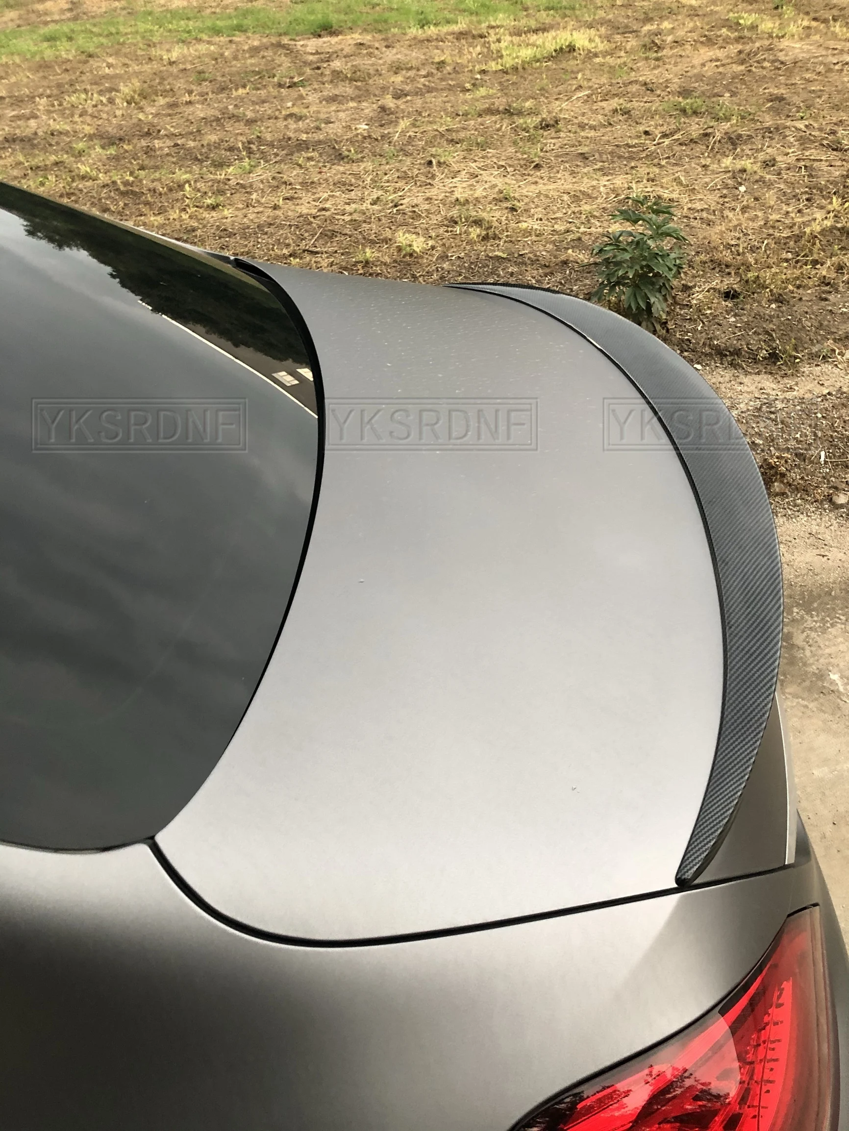 Alerón trasero Mercedes-Benz Clase C W205 2014-2021 C180-C300 - imagen 3