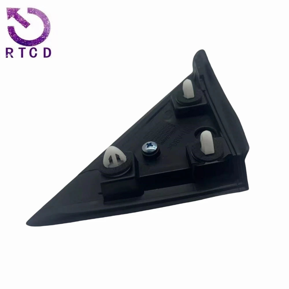 Cristal triangular decorativo Hyundai New Shengda – accesorio tuning - imagen 5