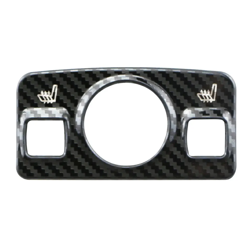 Detalle de la cubierta adhesiva para el encendedor del coche