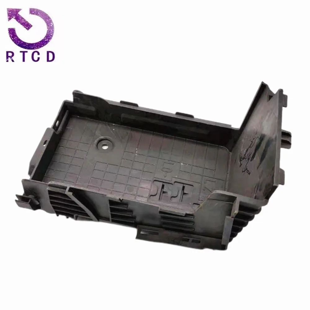 Cubierta protectora de batería OEM 9676054080 – Peugeot 208/2008 - imagen 5