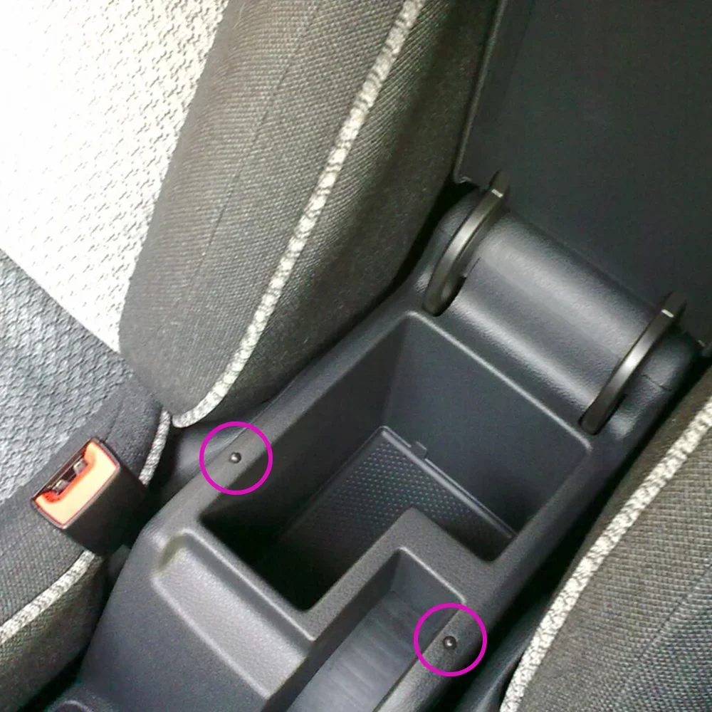 Tope de goma inferior del reposabrazos central VW Passat B5 Variant - imagen 4