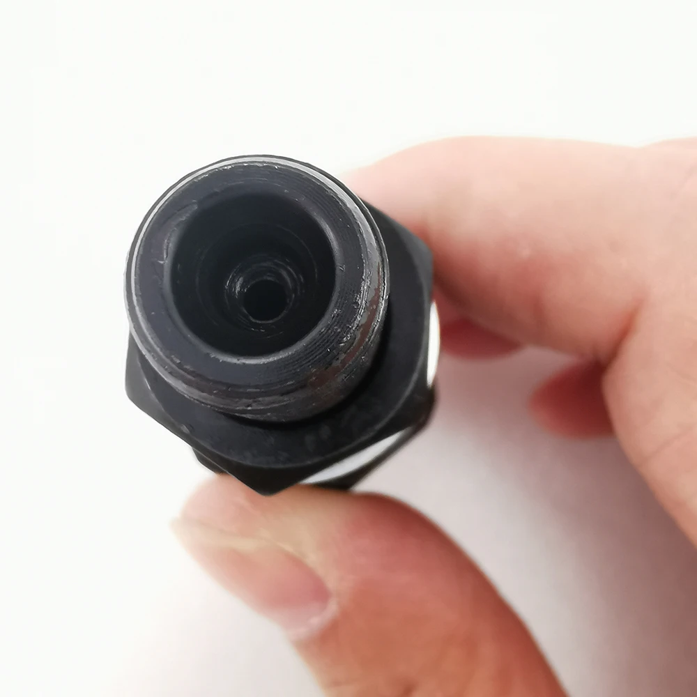 Para 33800-42600 338904   Piezas de automóvil Inyector de combustible diésel MD 074540   23600-59235 Para 4D55 4D56 4D56T brandstofinjector - imagen 3