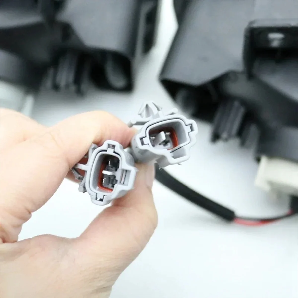 04-010698-006/005 - Luz antiniebla delantera Isuzu ELF NPR N35 - imagen 4