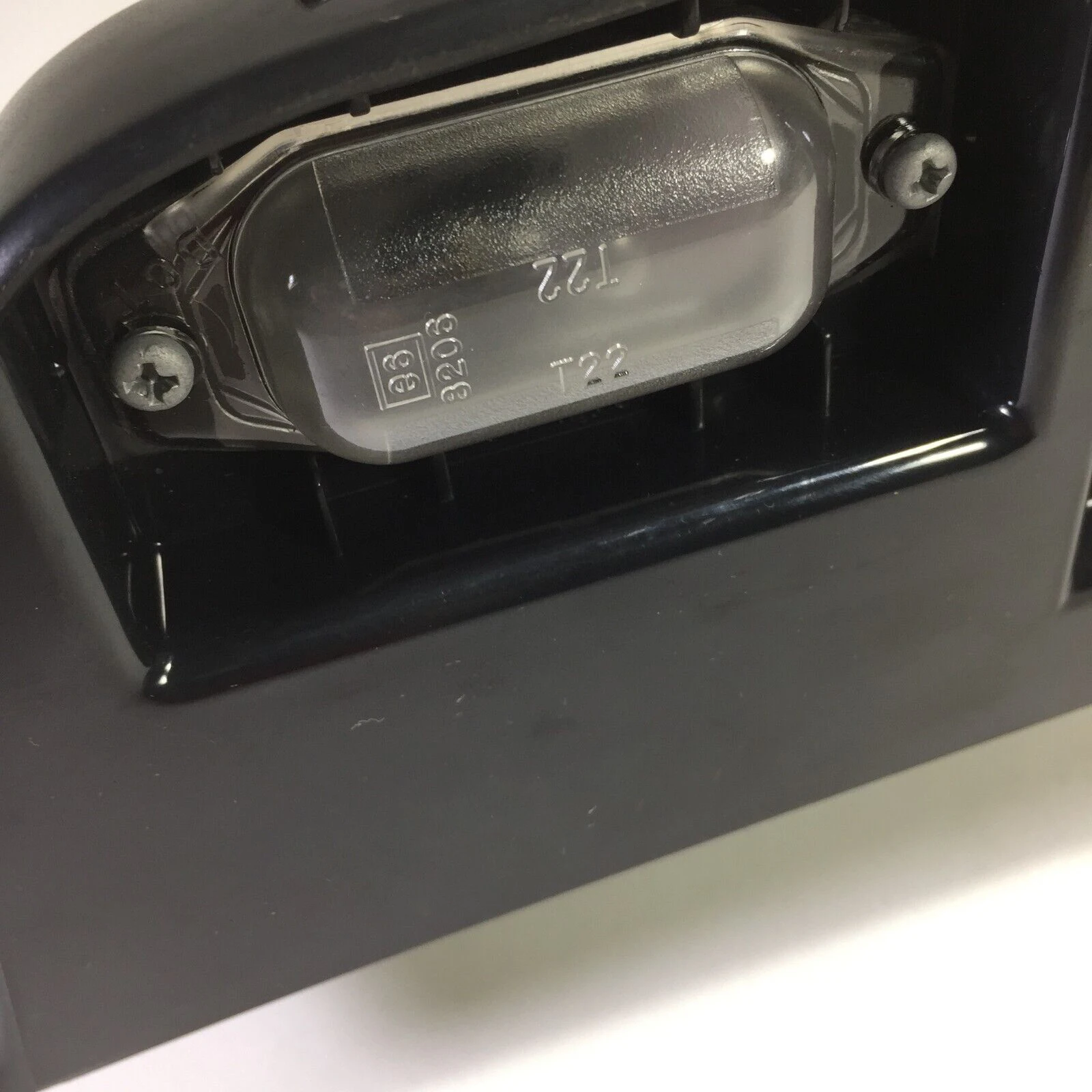 Marco luz matrícula trasera Toyota Land Cruiser Prado LC95 1996-2002 81270-60280 - imagen 5