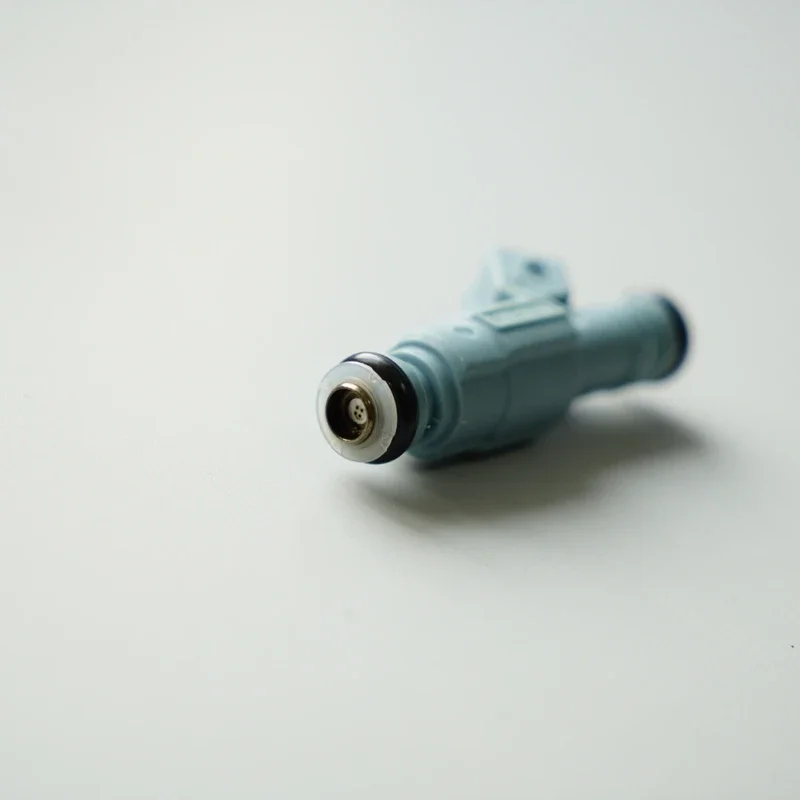 Inyector combustible OEM 0280155830 – Volvo C70/S60/S70/S80/V70