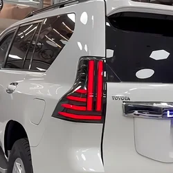 Luces traseras LED para Toyota Prado 2010-2023 giro dinámico