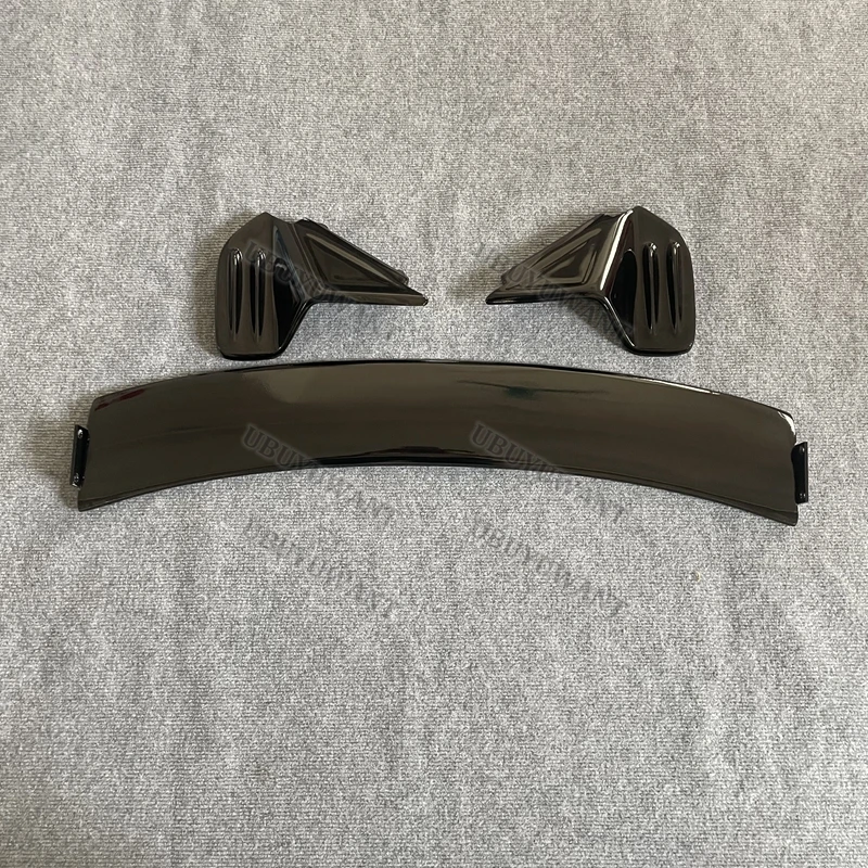 Alerón trasero de fibra de carbono