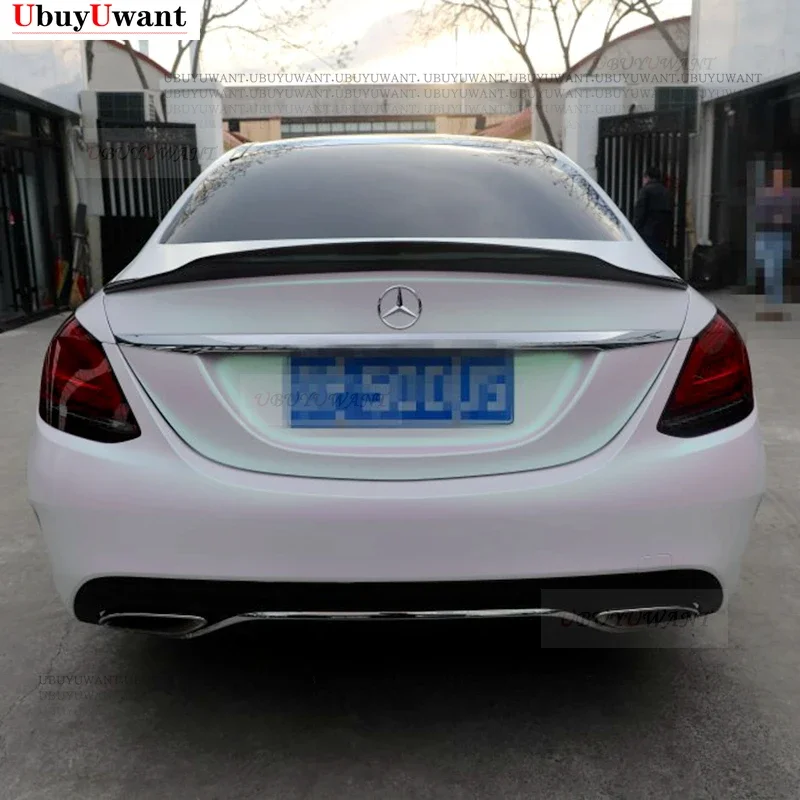 alerón trasero de fibra de carbono