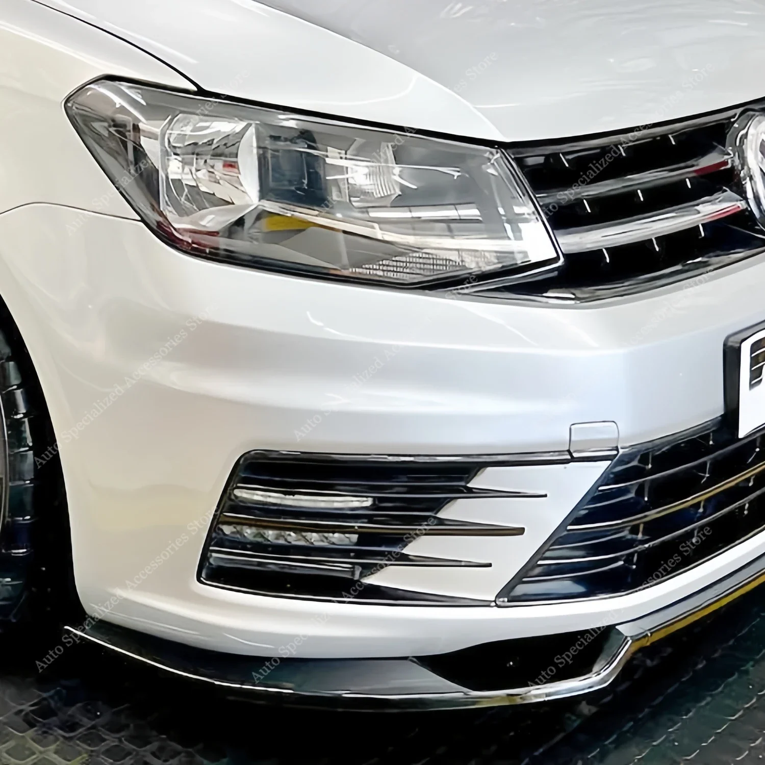 VW Caddy MK4 Parachoques delantero con difusor y alerón - imagen 2