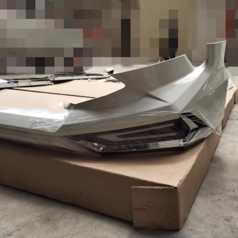 Kit carrocería Toyota RAV4 2020-2023 con faldones y labio sin pintar - imagen 3