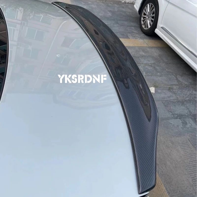 Alerón trasero de fibra de carbono para Audi A4 B8.5 sedán - imagen 3