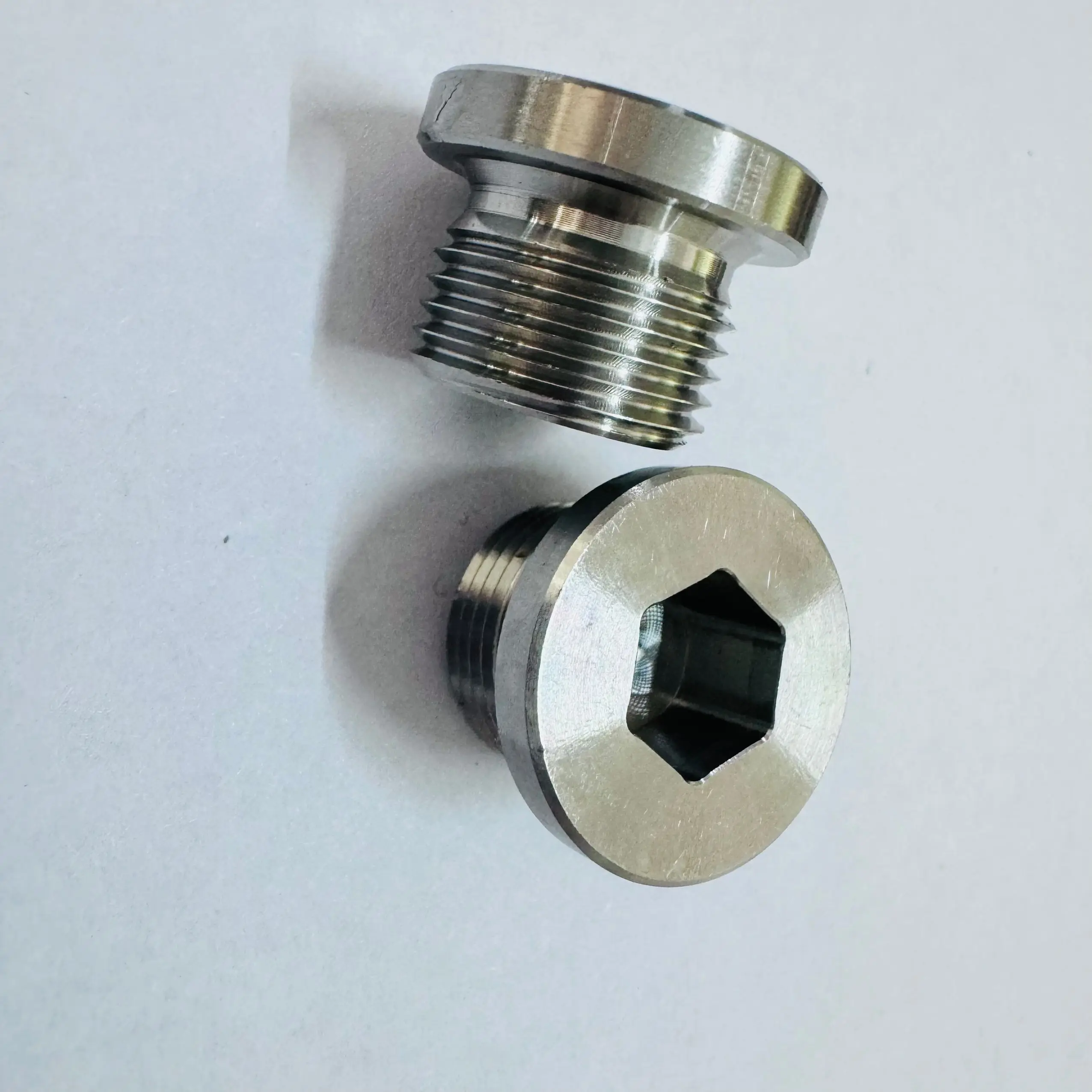 Casquillo roscado para sonda lambda JIAX M18x1,5 de acero - imagen 3