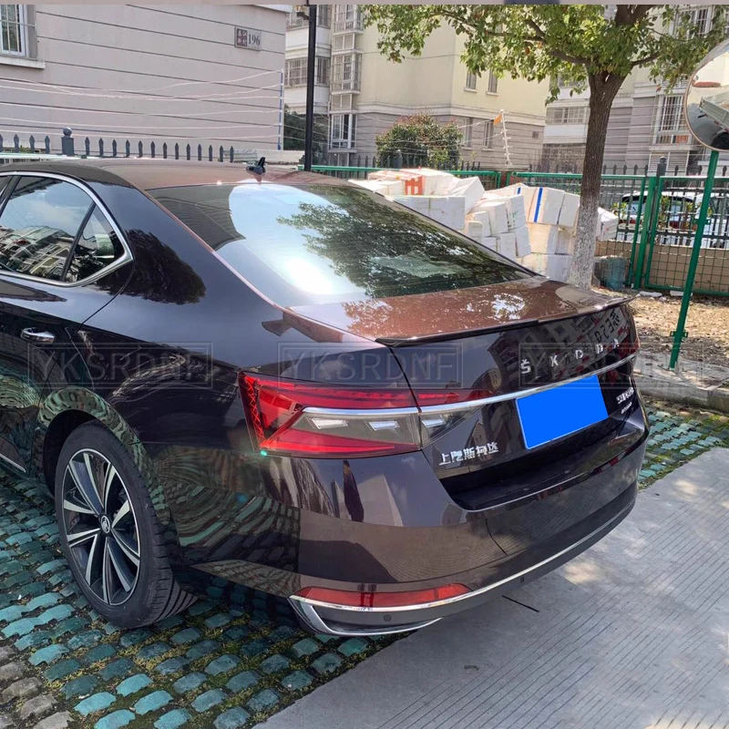 Alerón trasero imprimado para Skoda Superb 2016-2019 - imagen 2