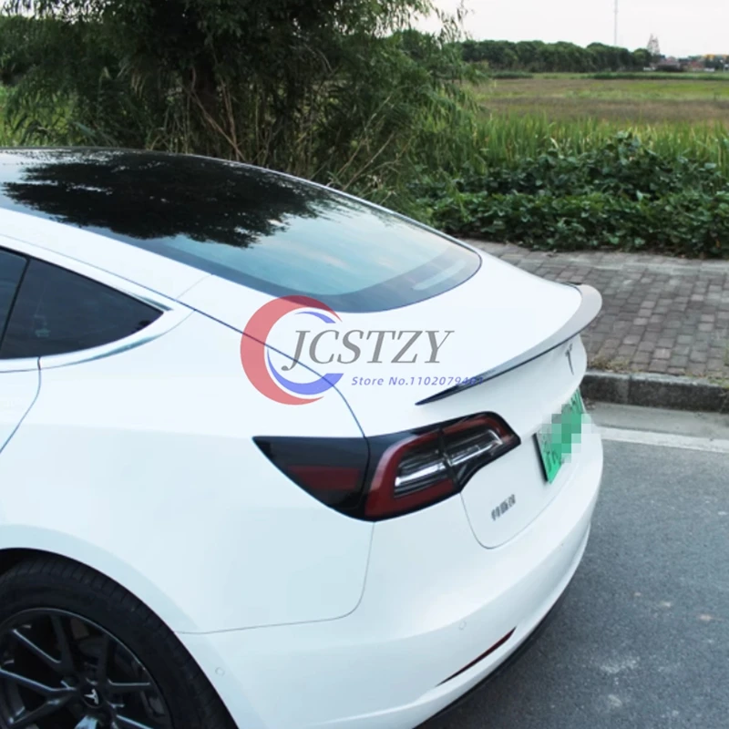 Tesla Model 3 Alerón de rendimiento 2017-2023 fibra de carbono negra - imagen 2