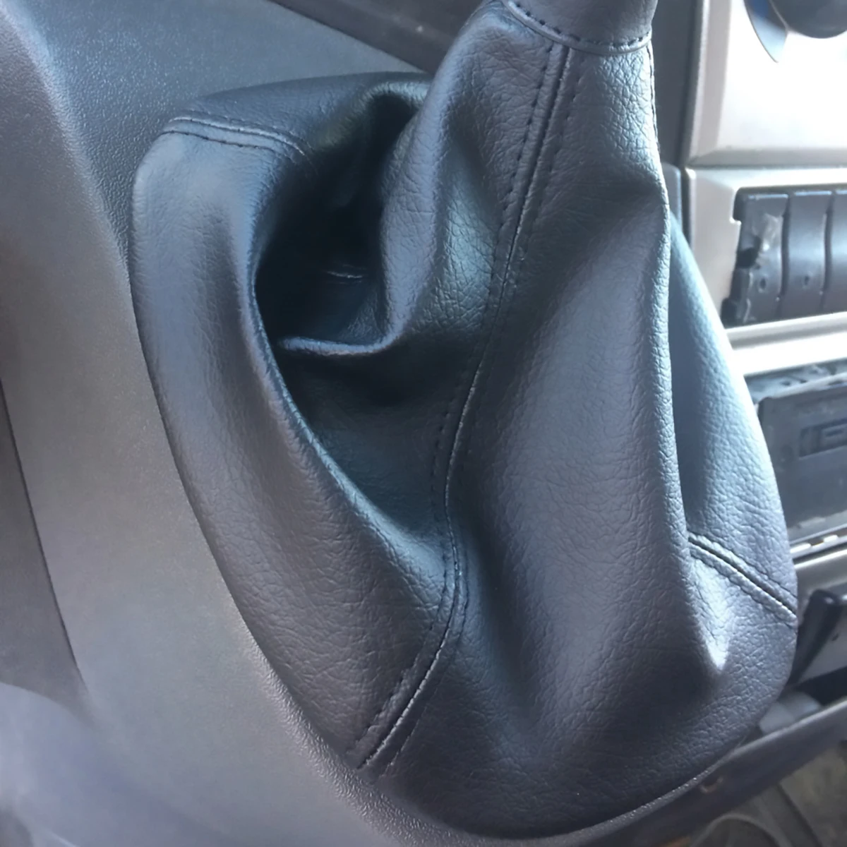 Fuelle de palanca de cambios de cuero sintético para Iveco Daily IV - imagen 5