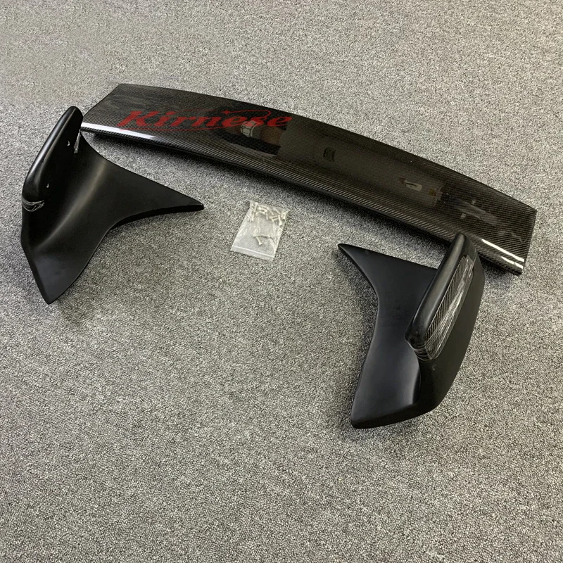 Alerón trasero fibra de carbono brillante Toyota Supra A90 2019-2021 - imagen 3