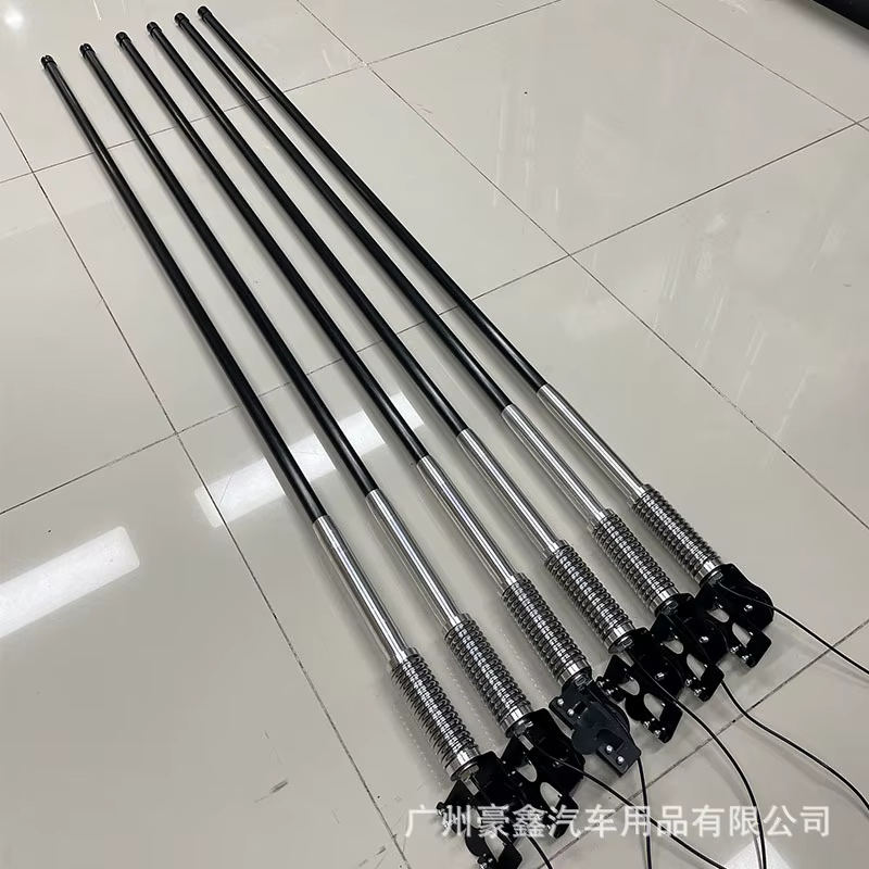Antena decorativa con soporte para instalación en barra frontal