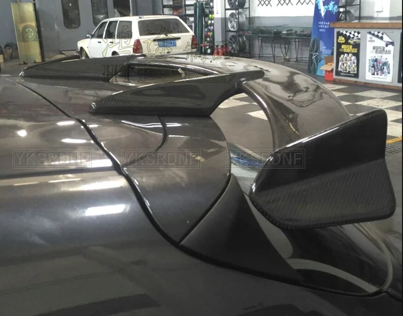Alerón trasero fibra de carbono para KIA K3 GT Hatchback 2018-2021 - imagen 3